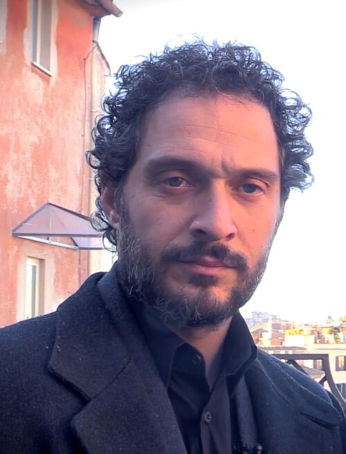 Claudio Santamaria