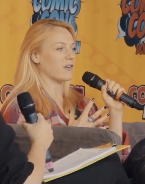 Emma Bell