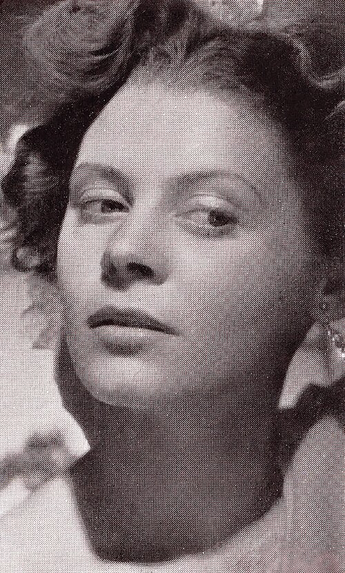 Lianella Carell