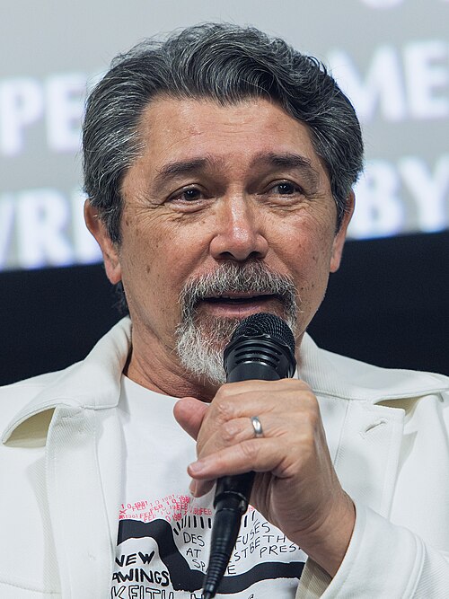 Lou Diamond Phillips