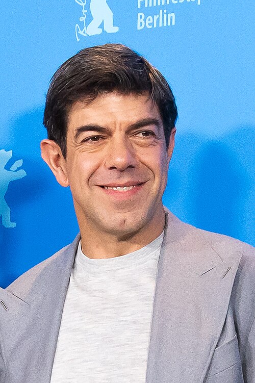 Pierfrancesco Favino