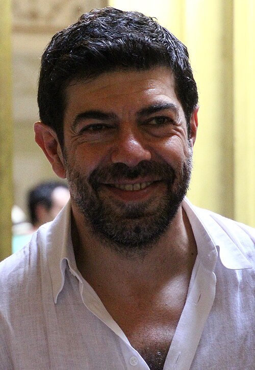 Pierfrancesco Favino