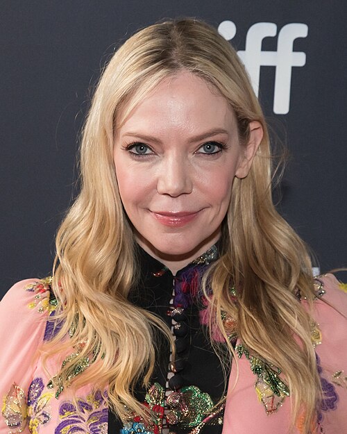 Riki Lindhome
