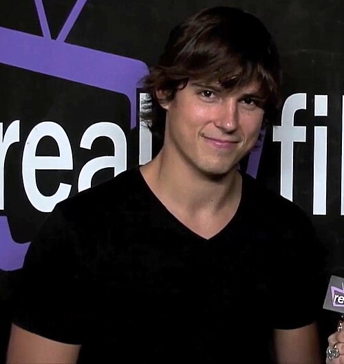 Sean Faris
