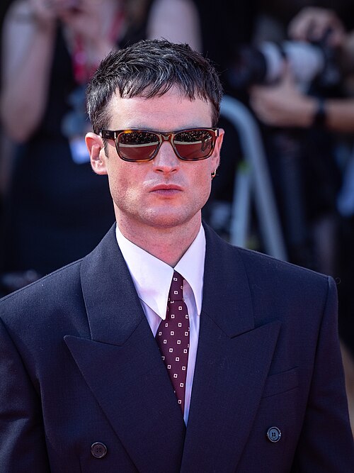 Tom Sturridge